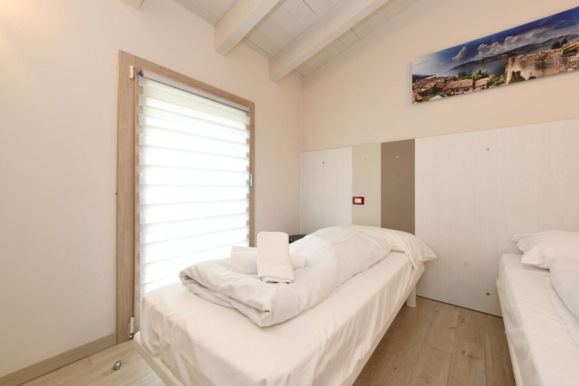 Villa Gardaliva 2 Manerba del Garda Esterno foto