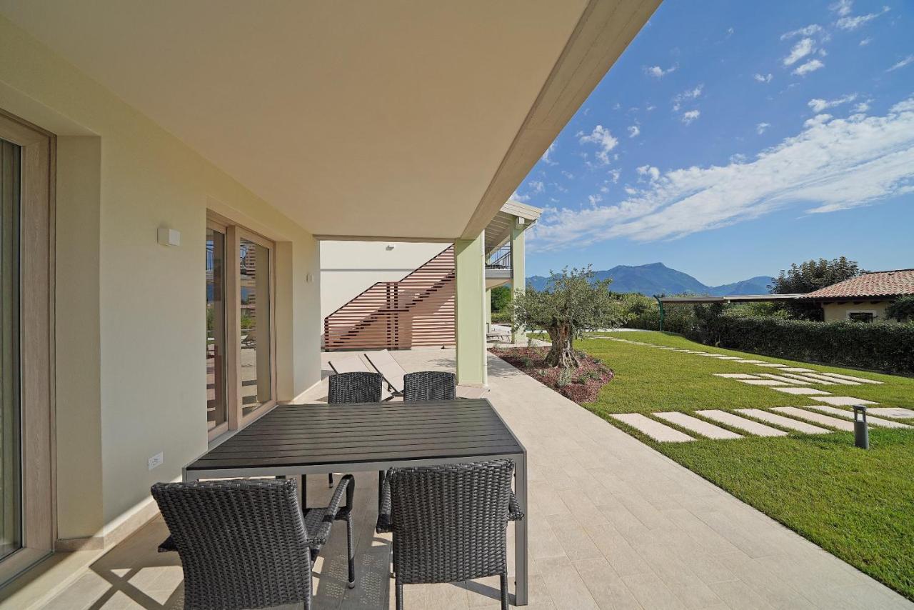 Villa Gardaliva 2 Manerba del Garda Esterno foto